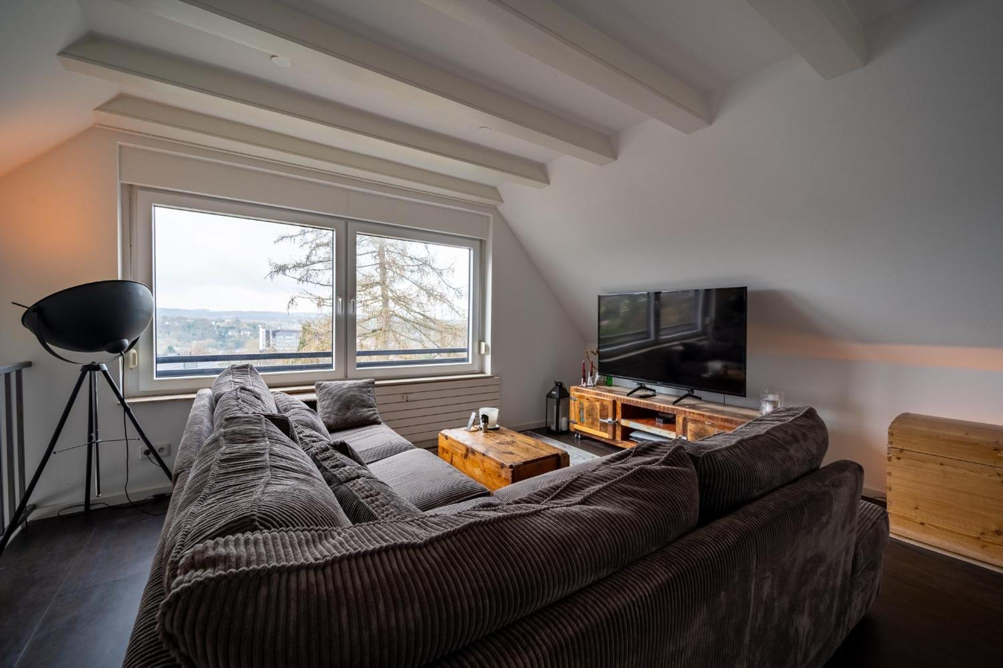 „Maisonette- Apartment“ Эссен Экстерьер фото