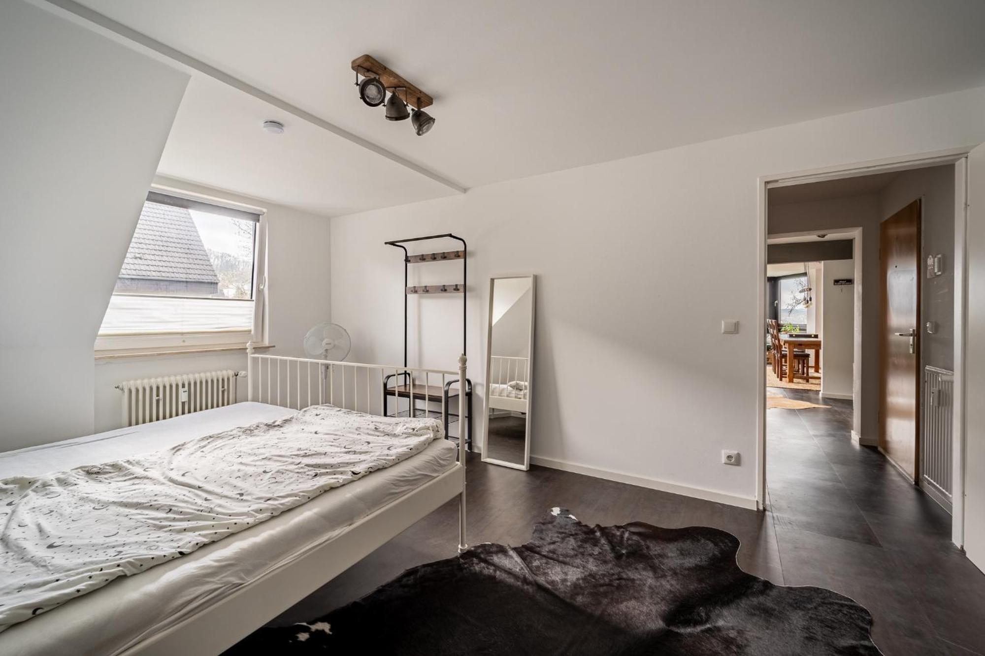 „Maisonette- Apartment“ Эссен Экстерьер фото